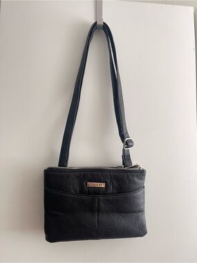 Roots73 Black Crossbody Bag